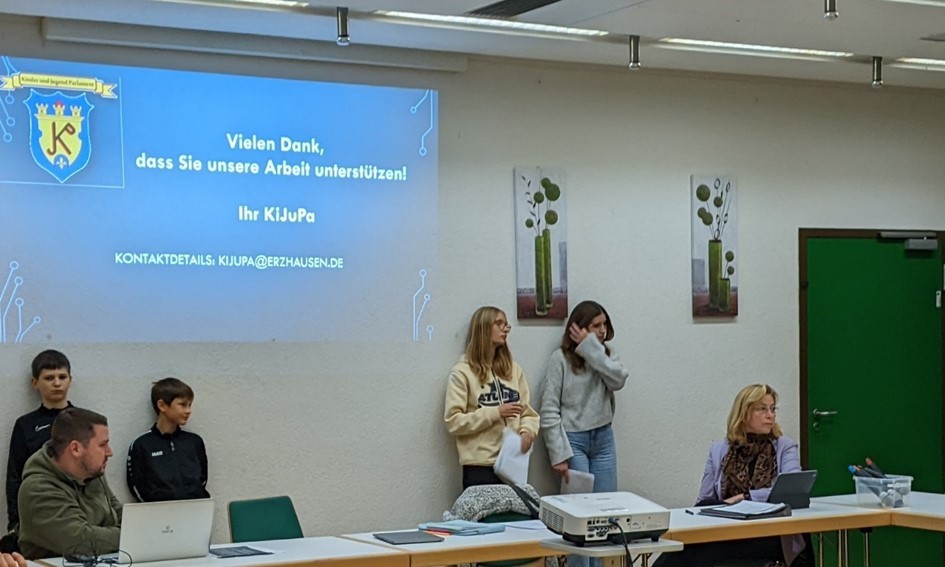 KiJuPa Erzhausen im Sport-, Kultur-, und Sozial-Ausschuss  Die Mitglieder äußern sich zum Sitzungsgeld  