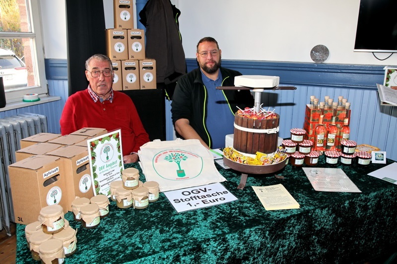 Hobbykünstlermarkt 2023 - hier zu sehen, der Obst- und Gartenbauverein Hobbykünstlermarkt 2023 - hier zu sehen, der Obst- und Gartenbauverein