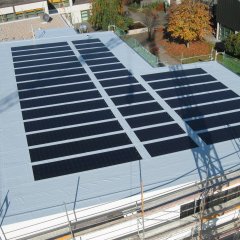 Die Photovoltaikanlage in der Dachhaut integriert