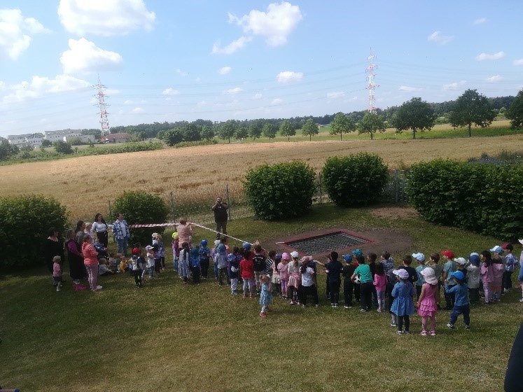 Ein neues Spielgerät für die Kita Sandhügel