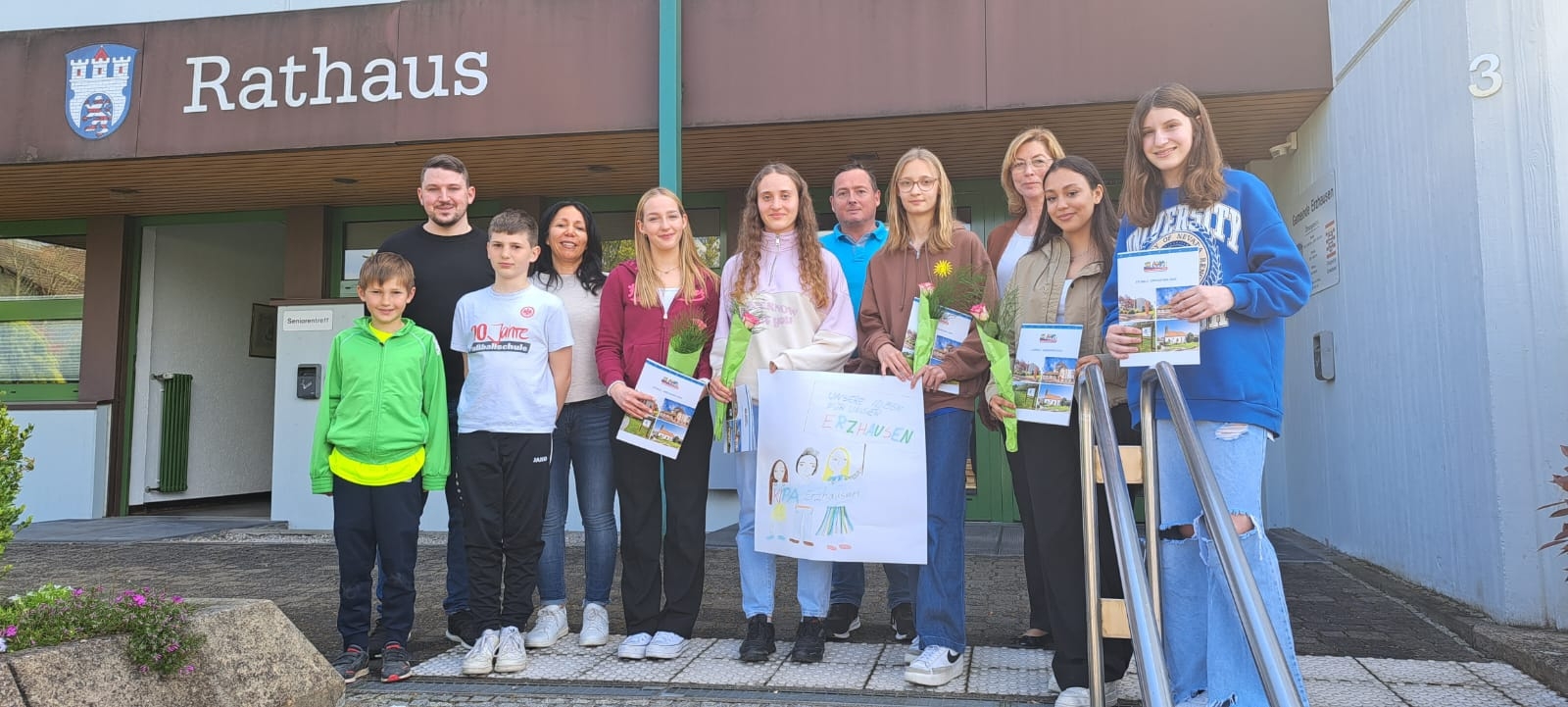 Altes und neues Kinder- und Jugendparlament