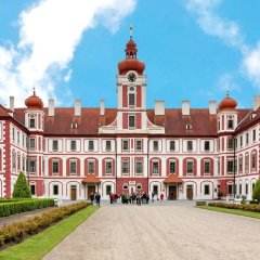 Mnichovo Hradiste - Schloss